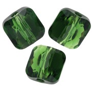 Perles carrées 6 mm - Fantasy Square PureCrystal 5035 - Fern Green x6