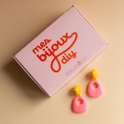 Mes bijoux DIY - Kit Boucles d'oreilles pendantes forme trapèze - Version Rose