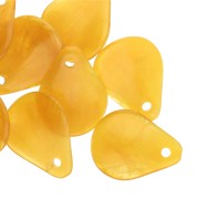 Sequins pétales de fleurs incurvés 14x10.5 mm en résine - Jaune miel marbré x8