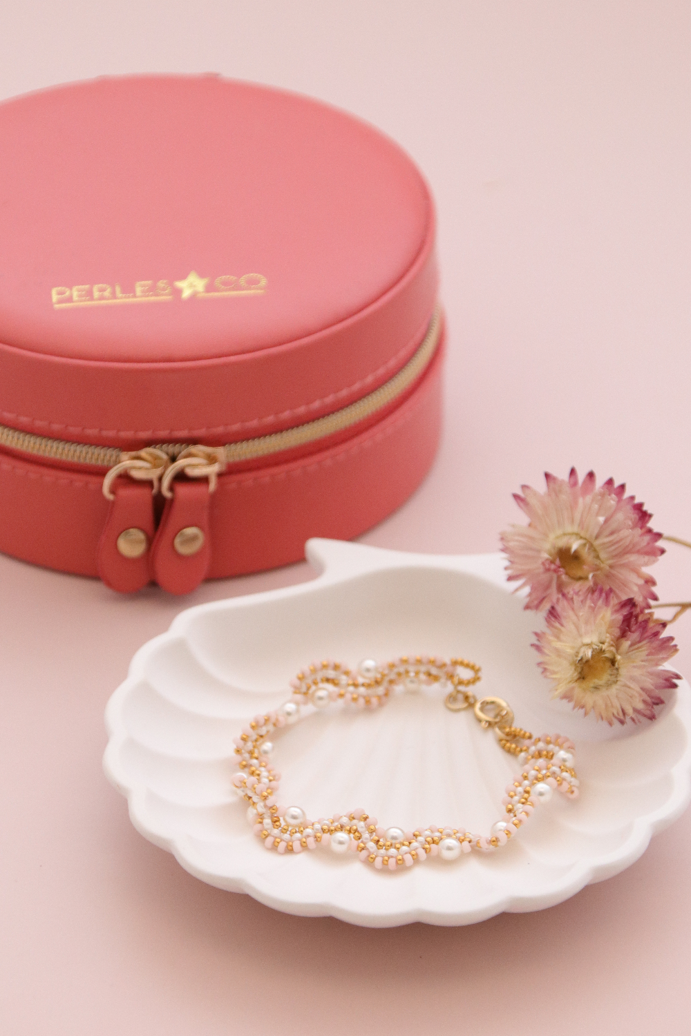 Schéma Bracelet Vagues en perles de rocailles Miyuki et perles nacrées Schéma Bracelet Vagues en perles de rocailles Miyuki et perles nacrées