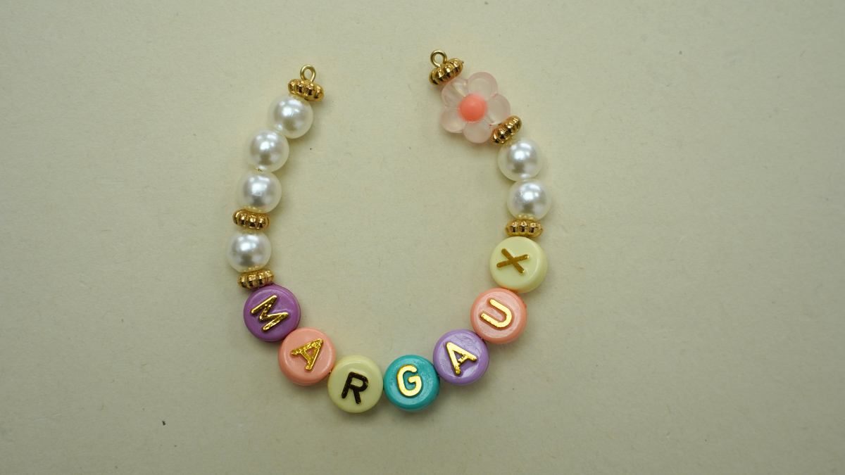 Porte-clé personnalisé prénom avec des perles lettres : Etape 4 Porte-clé personnalisé prénom avec des perles lettres : Etape 4