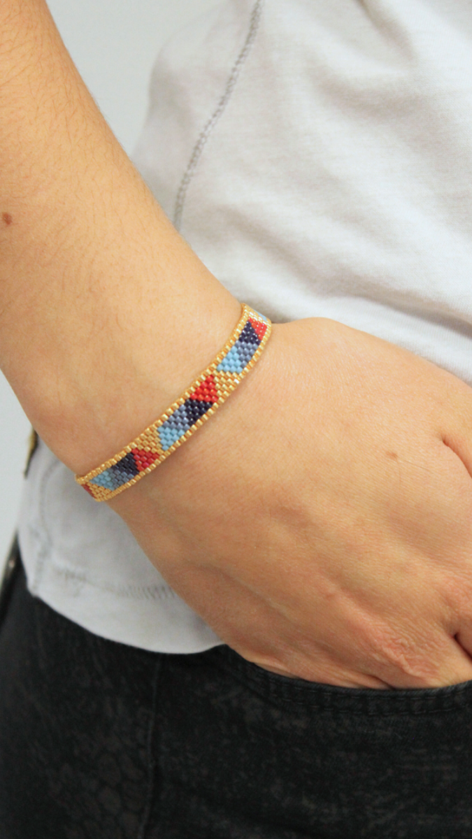 Schéma Bracelet triangle avec perles Miyuki 11/0 en peyote pair Schéma Bracelet triangle avec perles Miyuki 11/0 en peyote pair