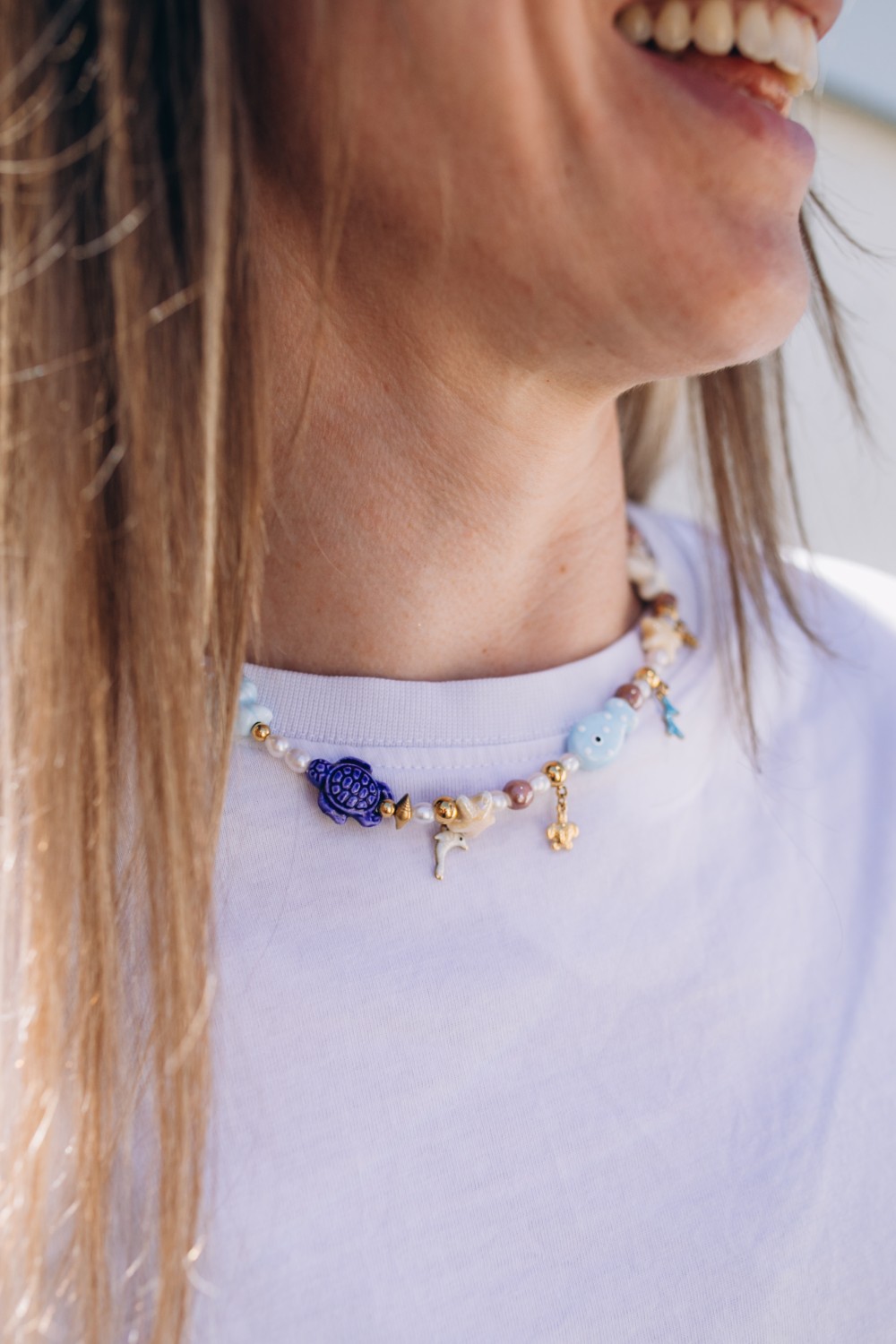 Schéma Collier avec perles céramiques et perles d'eau douce Schéma Collier avec perles céramiques et perles d'eau douce