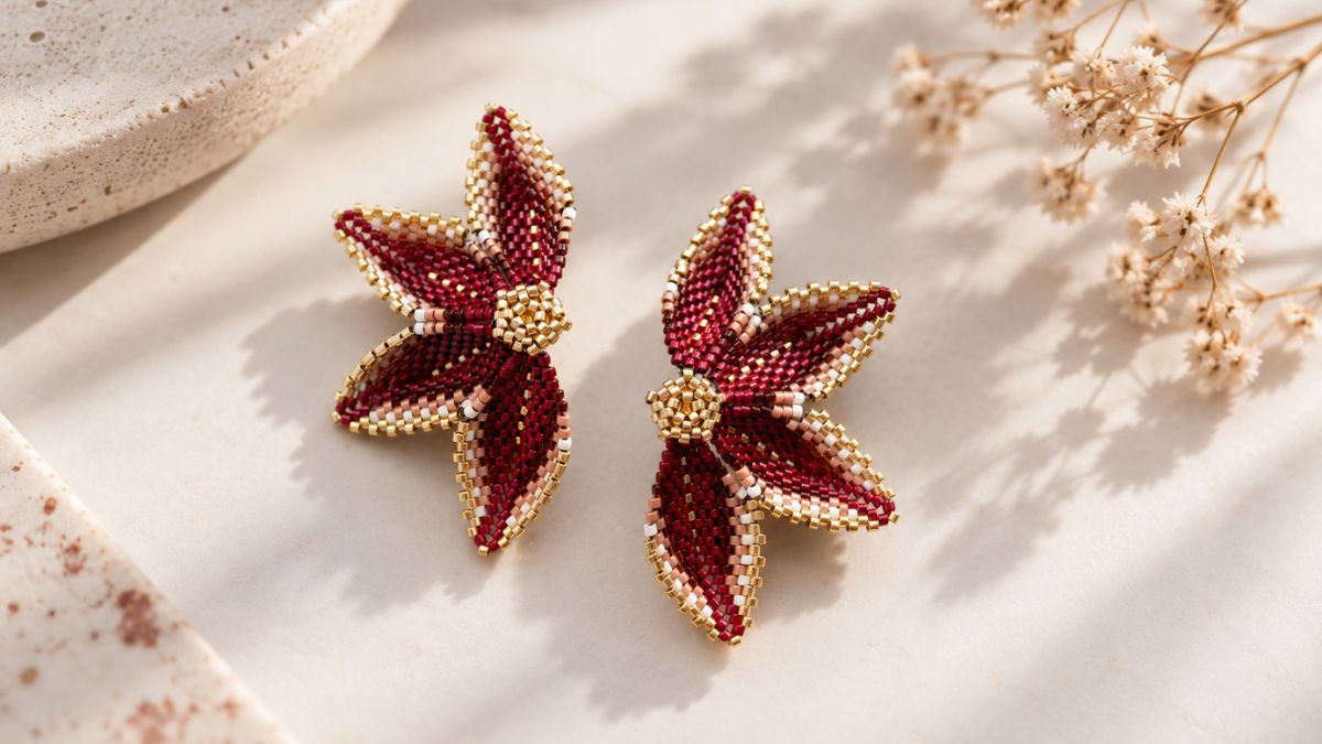 Boucles d’oreilles fleurs en tissage de perles Miyuki Boucles d’oreilles fleurs en tissage de perles Miyuki