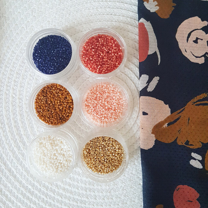 Bracelet losanges en tissage brickstitch par Lili Azalée : Etape 1 Bracelet losanges en tissage brickstitch par Lili Azalée : Etape 1