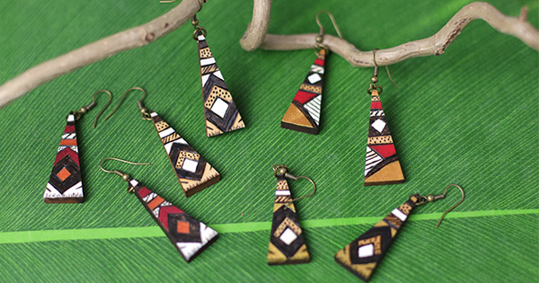 Boucles d'oreilles en bois pyrogravées Boucles d'oreilles en bois pyrogravées