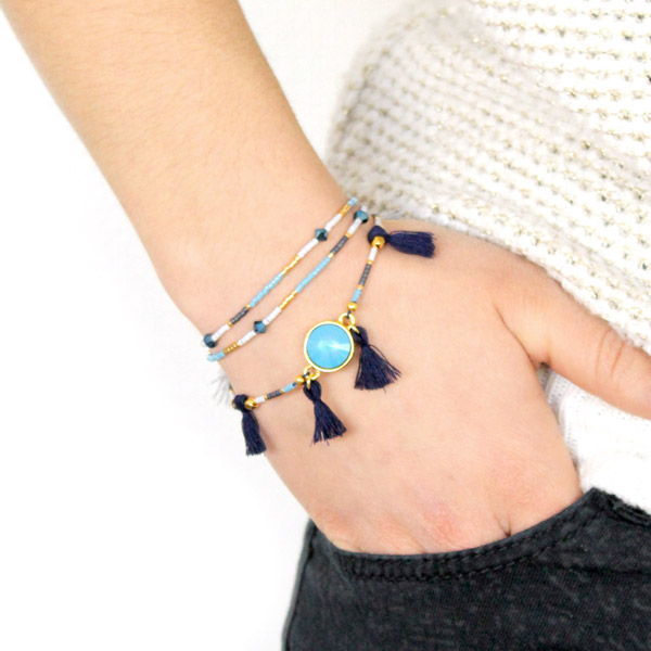 Bracelet Multi-tours cabochon rivoli PureCrystal crystal summer blue et Miyuki Delicas Bracelet Multi-tours cabochon rivoli PureCrystal crystal summer blue et Miyuki Delicas