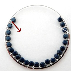 Pendentif Love-You en perles en verre par Puca : Etape 6 Pendentif Love-You en perles en verre par Puca : Etape 6