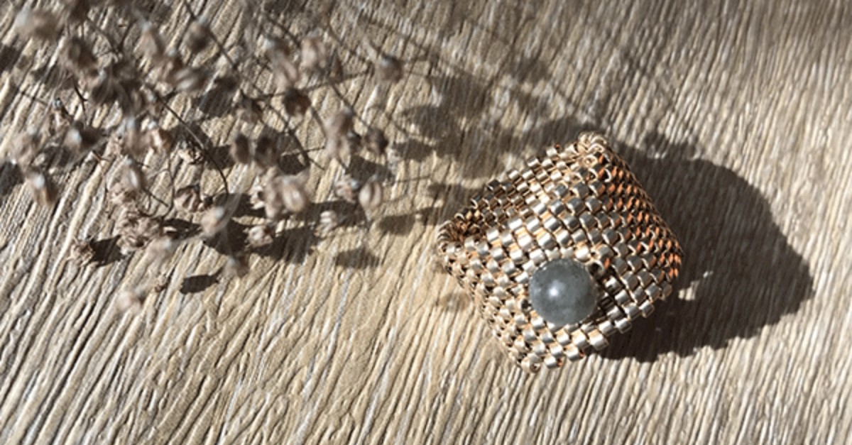 Combien de perles Miyuki Delica pour une bague en peyote circulaire ? Combien de perles Miyuki Delica pour une bague en peyote circulaire ?
