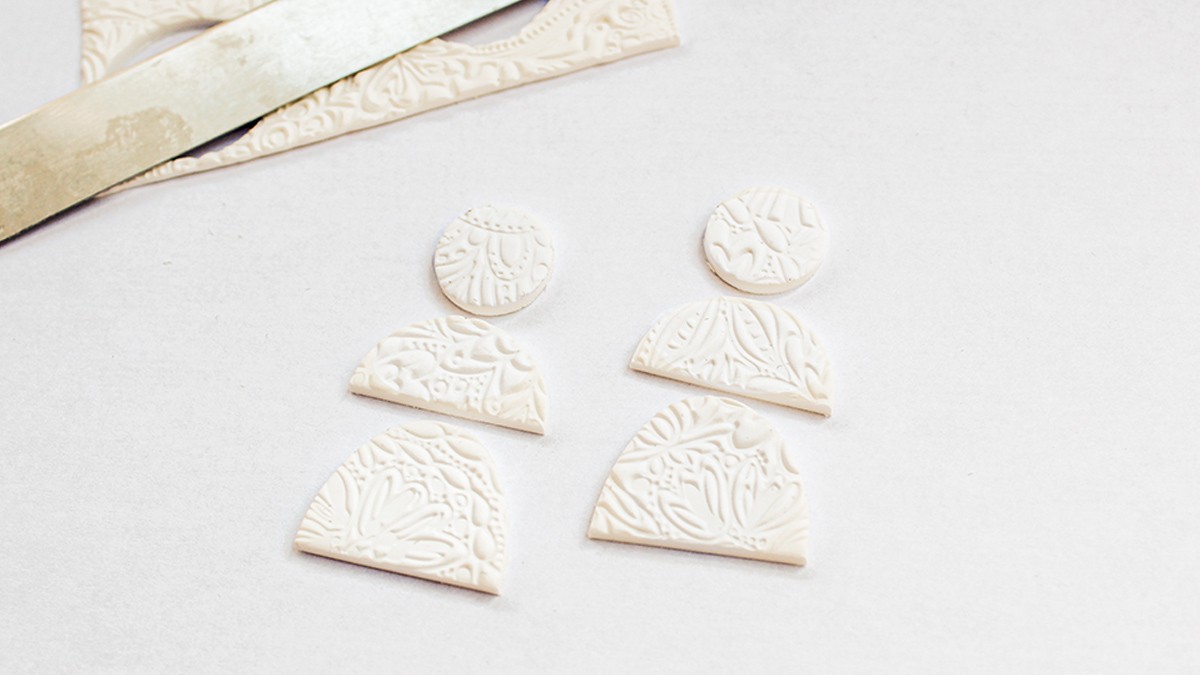 Boucles d'Oreilles Pâte Fimo inspiration Hygge : Etape 4 Boucles d'Oreilles Pâte Fimo inspiration Hygge : Etape 4