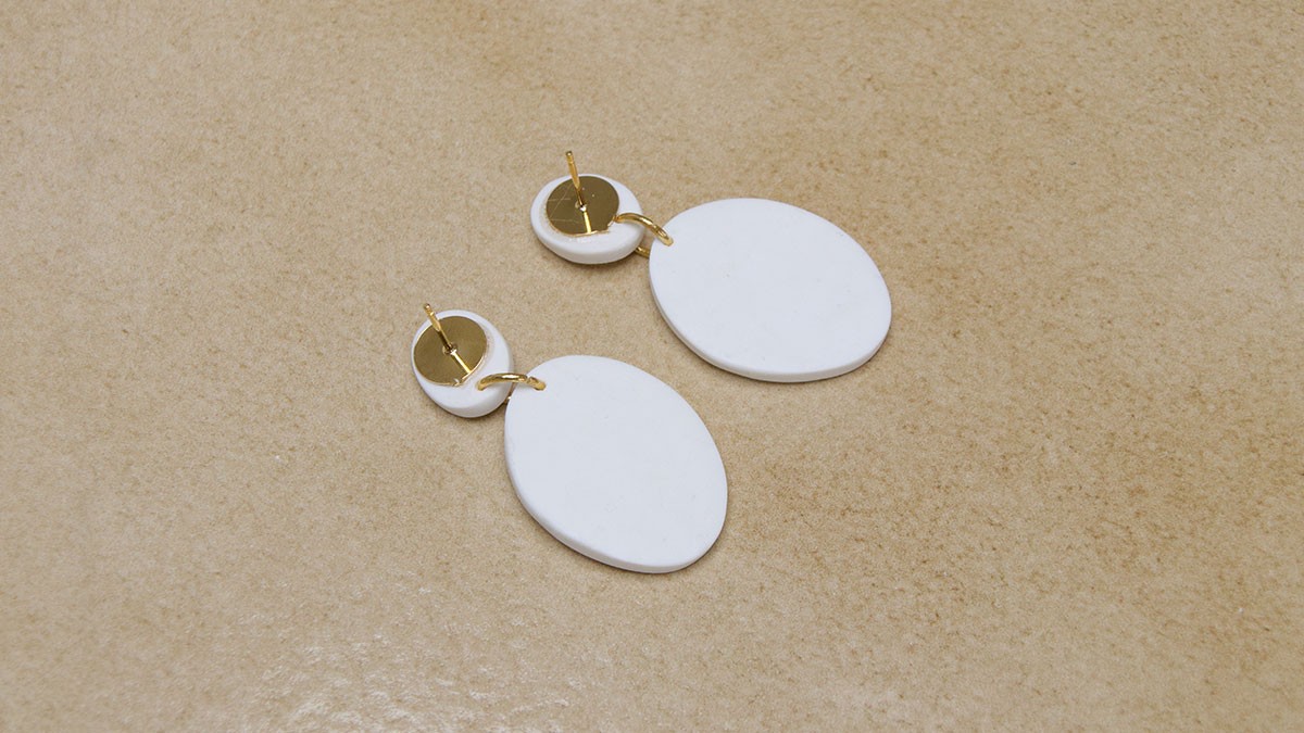 Boucles d'oreilles en pâte polymère avec feuille de transfert : Etape 8 Boucles d'oreilles en pâte polymère avec feuille de transfert : Etape 8
