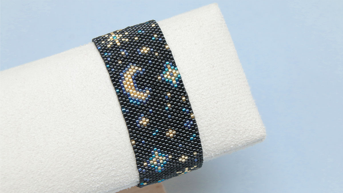 Bracelet peyote impair avec embouts de tissage Perles & Co Bracelet peyote impair avec embouts de tissage Perles & Co