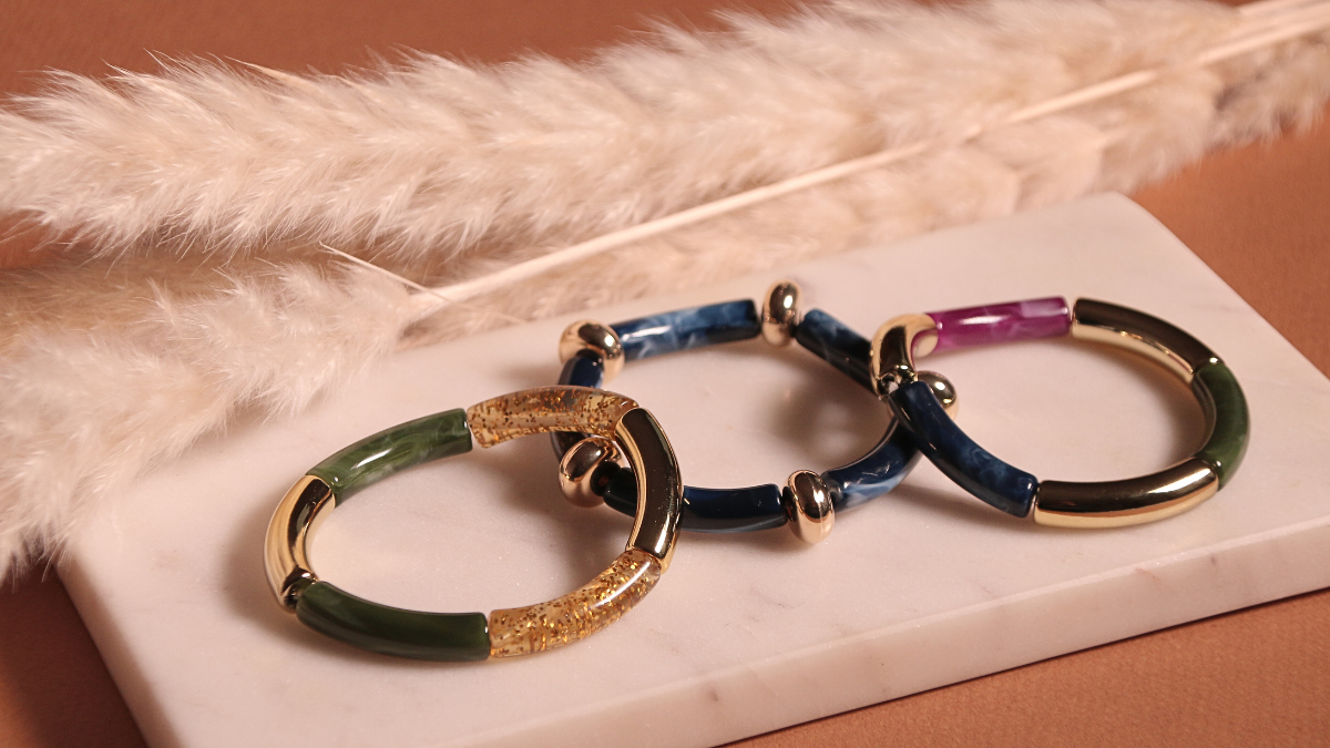 Bracelets élastiques avec perles tubes tendance Hiver Bracelets élastiques avec perles tubes tendance Hiver