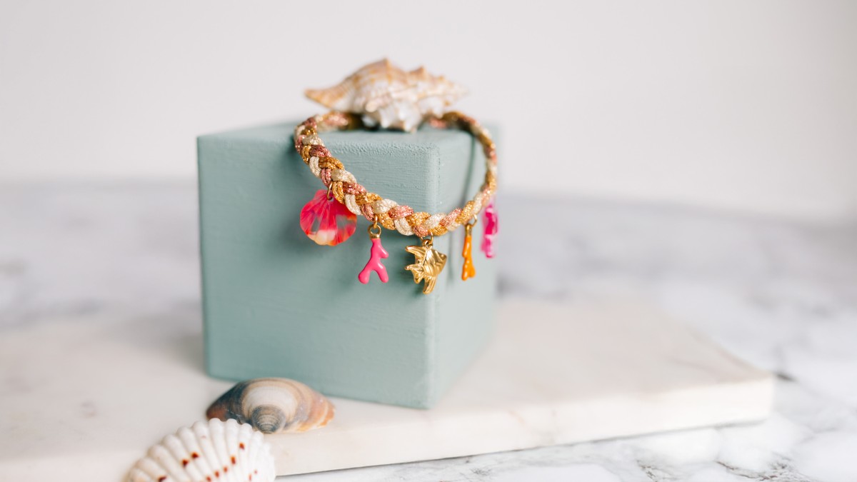 Bracelet tressé femme avec breloques charms Bracelet tressé femme avec breloques charms