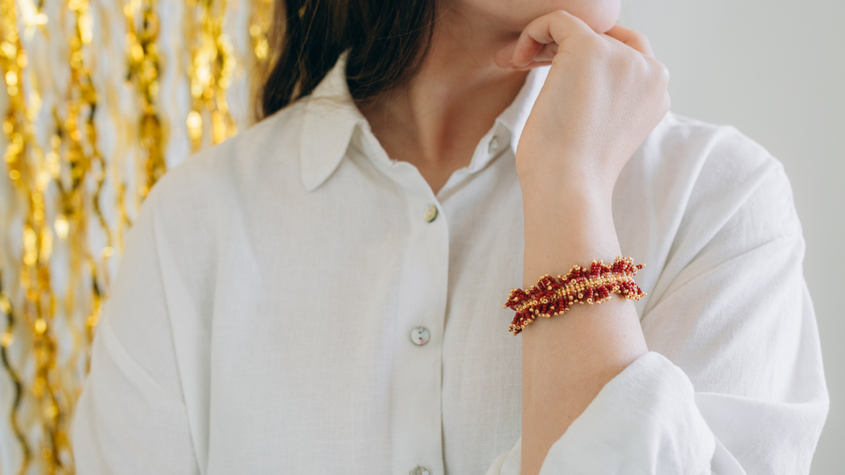 Bracelet Miyuki à franges bordeaux et doré Bracelet Miyuki à franges bordeaux et doré