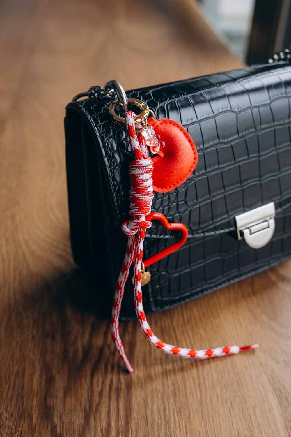 Schéma Bijou de sac Saint-Valentin : une idée DIY facile à faire Schéma Bijou de sac Saint-Valentin : une idée DIY facile à faire