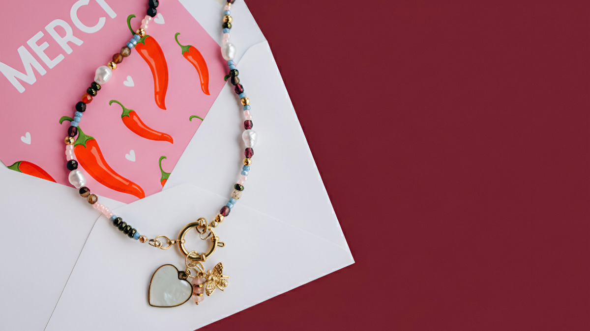 DIY Collier perles, fermoir et pendentif cœur en acier inoxydable DIY Collier perles, fermoir et pendentif cœur en acier inoxydable