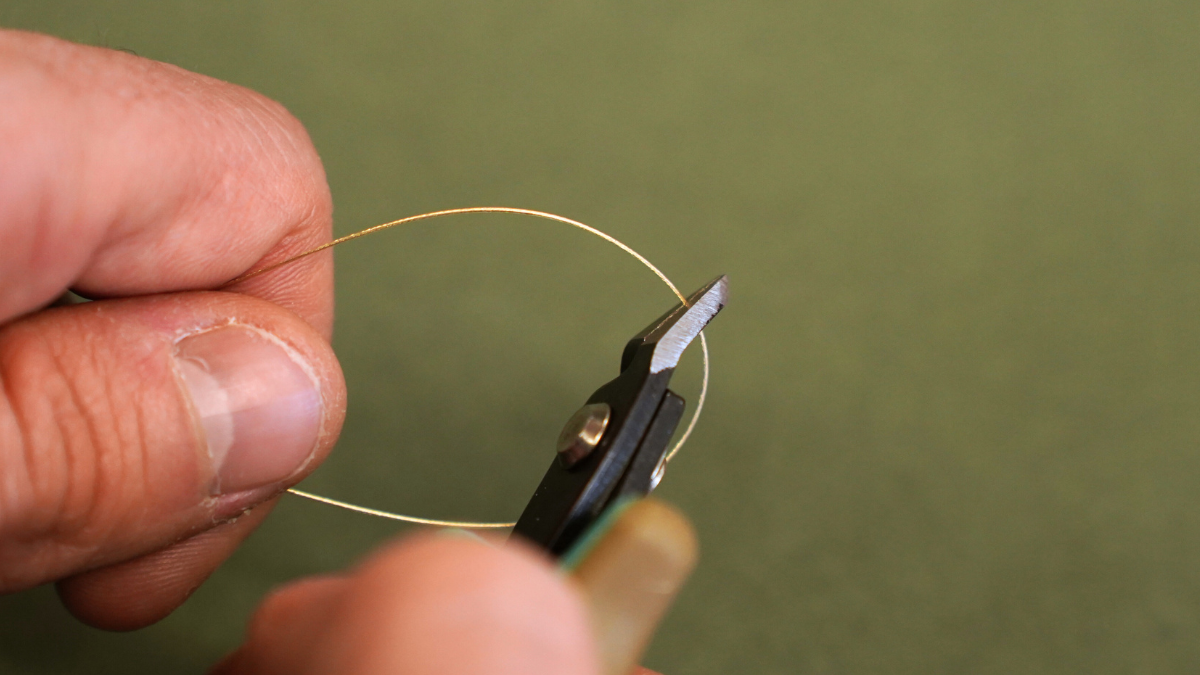 DIY Collier perles, fermoir et pendentif cœur en acier inoxydable : Etape 1 DIY Collier perles, fermoir et pendentif cœur en acier inoxydable : Etape 1