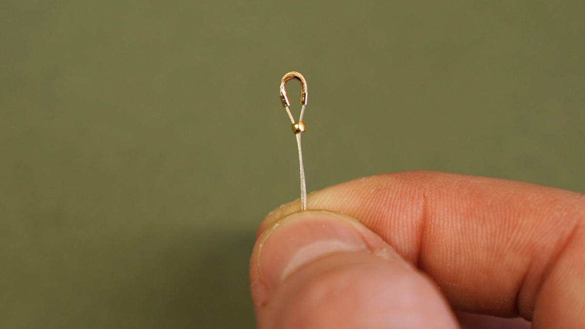 DIY Collier perles, fermoir et pendentif cœur en acier inoxydable : Etape 2 DIY Collier perles, fermoir et pendentif cœur en acier inoxydable : Etape 2