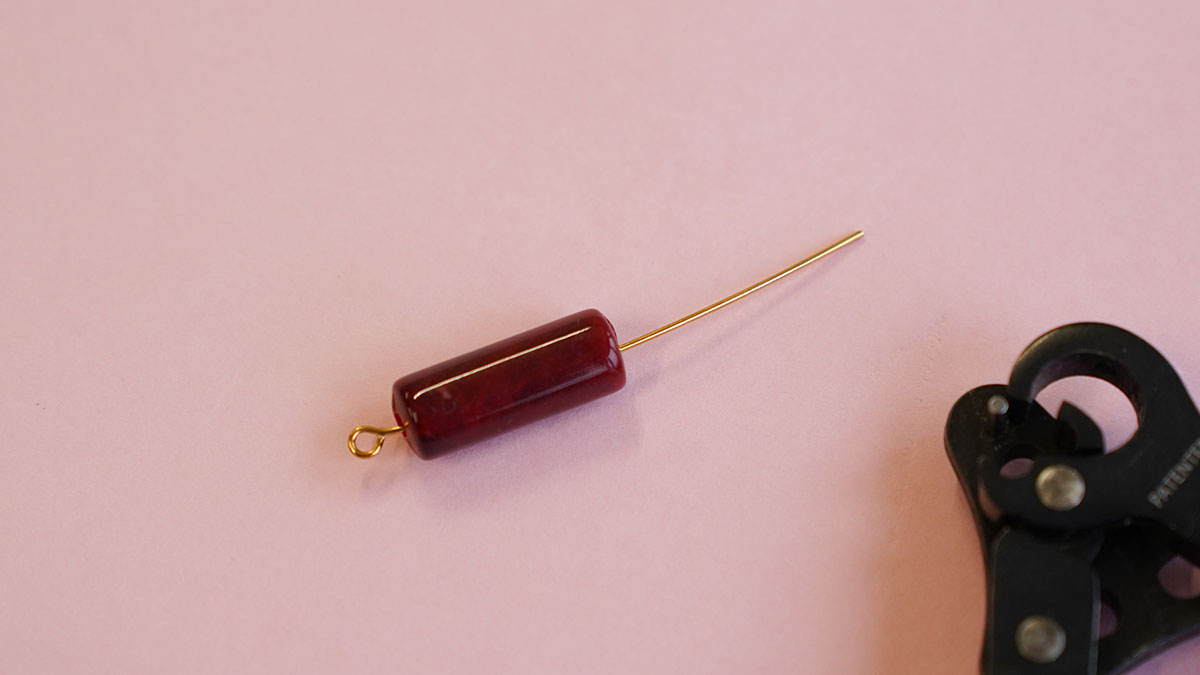 Boucles d'oreilles pendantes coeurs : Etape 1 Boucles d'oreilles pendantes coeurs : Etape 1